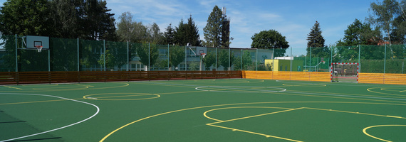 Hřiště