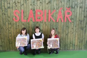 Cítíte tu vůni? To voní naše perníkové slabikáře.