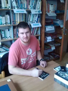 s knihou Čertovo kopyto