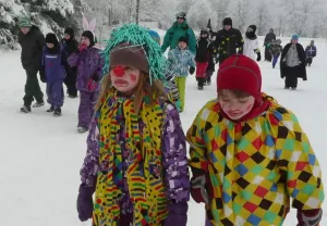 …a karneval.