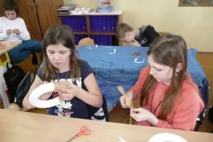 omotáváme