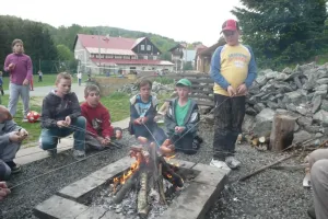 Opékání vuřtů