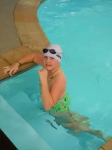 V bazénu dobrovolně
