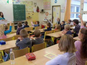 015