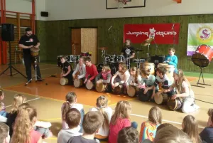 Jumping Drums s našimi žáky
