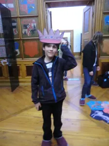 dominik-kraluje