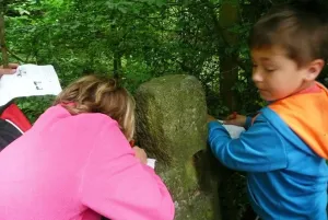 Co je napsáno na smírčím kříži „U zabitého“?