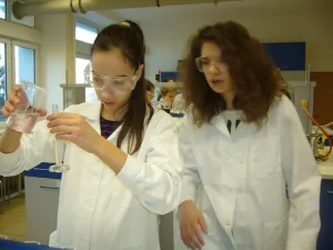 laboratorní praktika
