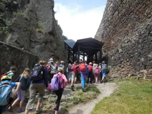 Hurá na hrad
