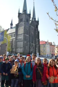 Na Resselově náměstí.