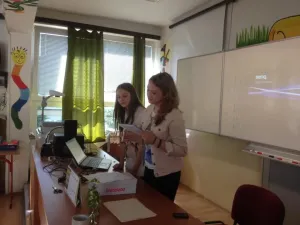 Veronika a Alena z 9.B