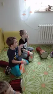 Bubnování se nám líbí