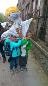5 Neseme Mařenu (Moranu) ....