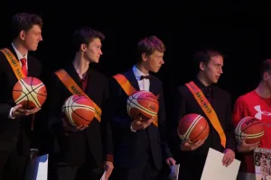 vítězové republikového finále v basketbalu