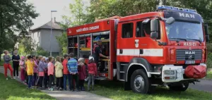 Hasičské auto.