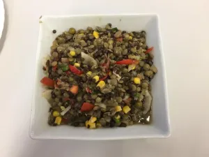 cockovy-salat-s-rajcaty-a-bilou-redkvi