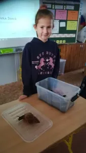 Oblovka žravá a její chovatelka