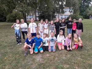 šikovní pomocníci ze 4.tříd