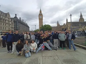 07.-the-houses-of-parliament-big-ben-londyn-uk