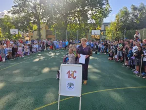 1C, třídní učitelka I. Trojánková