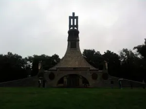 Památník Mohyla míru