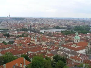 POHLED Z PRAŠNÉ VĚŽE