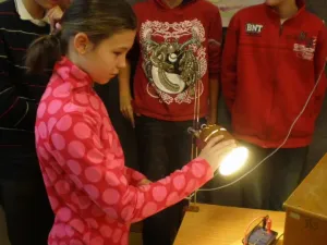Sluníčko nahradila lampa